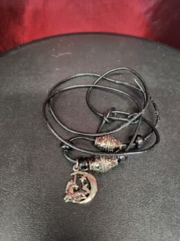 Mediaeval Unicorn Necklace | Black